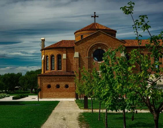 Experiencia Global en Traducción Religiosa