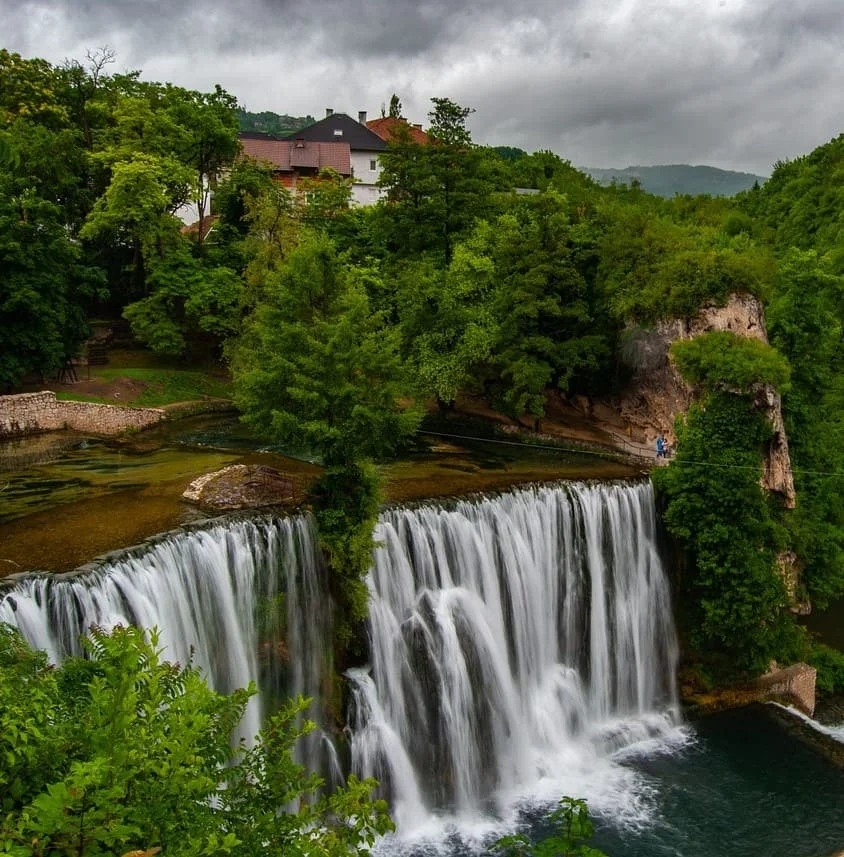 Localización de software al bosnio