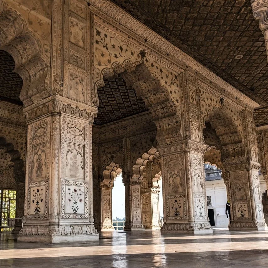 Traducciones al maithili de PoliLingua
